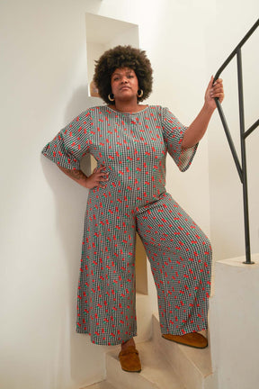 Tiffany is a size 48 and wears a size 3XL