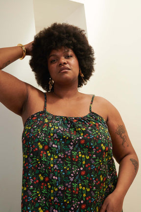 Tiffany is a size 48 and wears a size 3XL