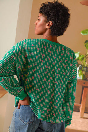 Marie-Charles is a size 38 and wears a size M/L