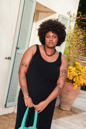 Tiffany is a size 48 and wears a size 3XL