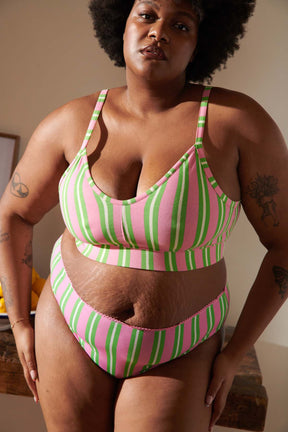 Tiffany is a size 105E and wears a size 3XL