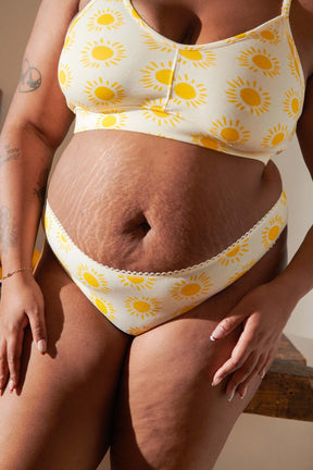 Tiffany is a size 48 and wears a size 3XL