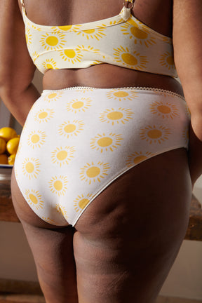 Tiffany is a size 48 and wears a size 3XL