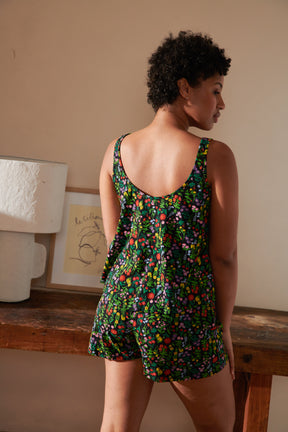 Marie-Charles is a size 38 and wears a size M