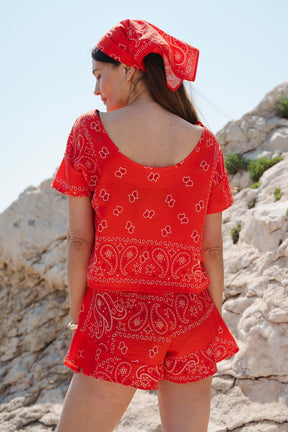 Kamila fait du 36 et porte une taille S