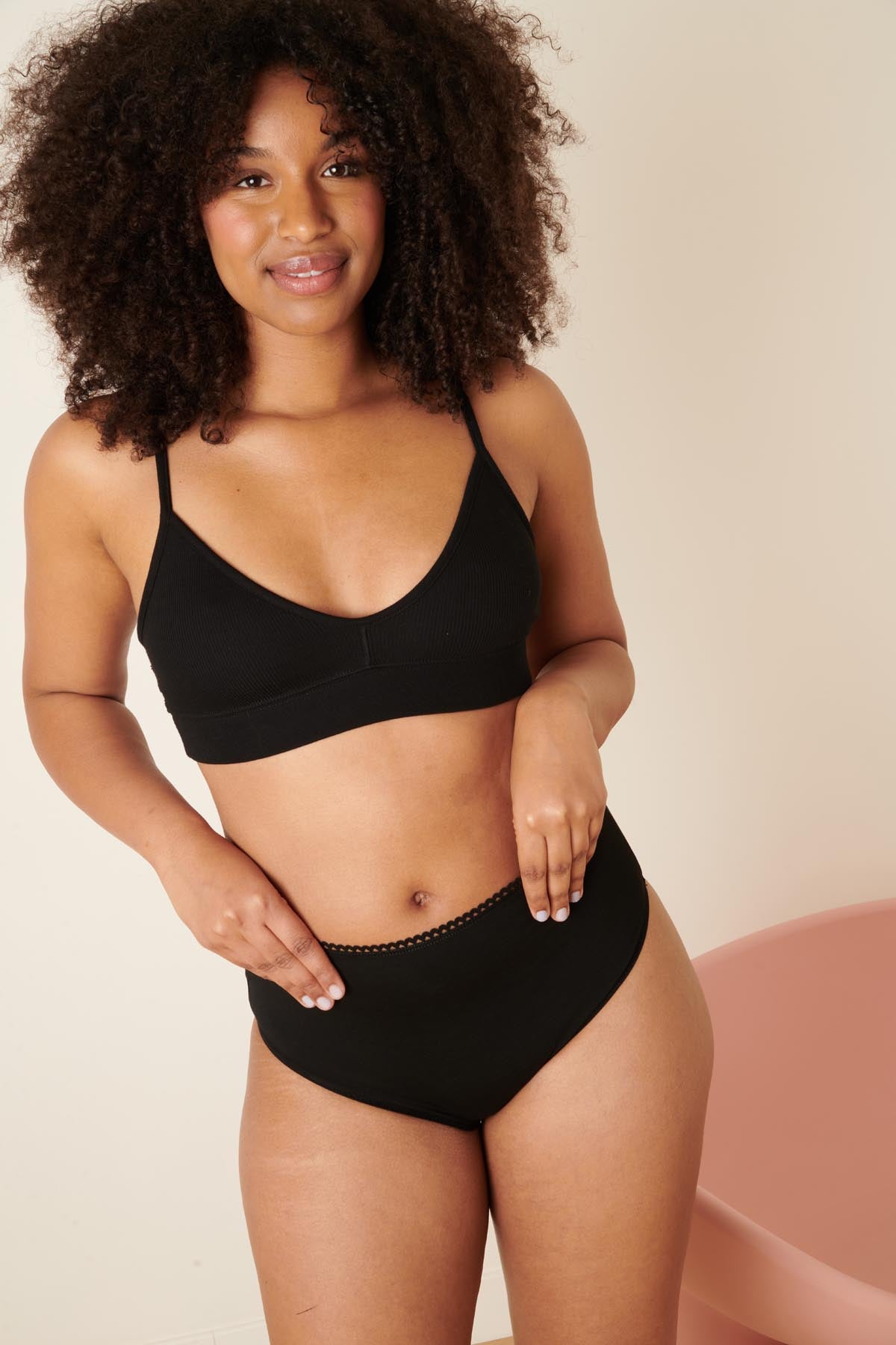 Marie-Charles is a size 38 and wears a size M