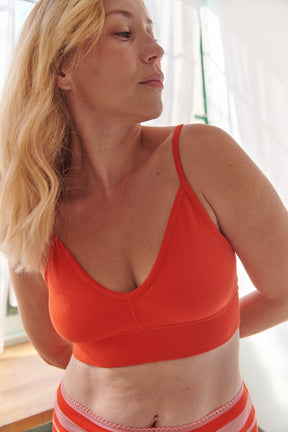 Julie is a size 95B and wears a size L