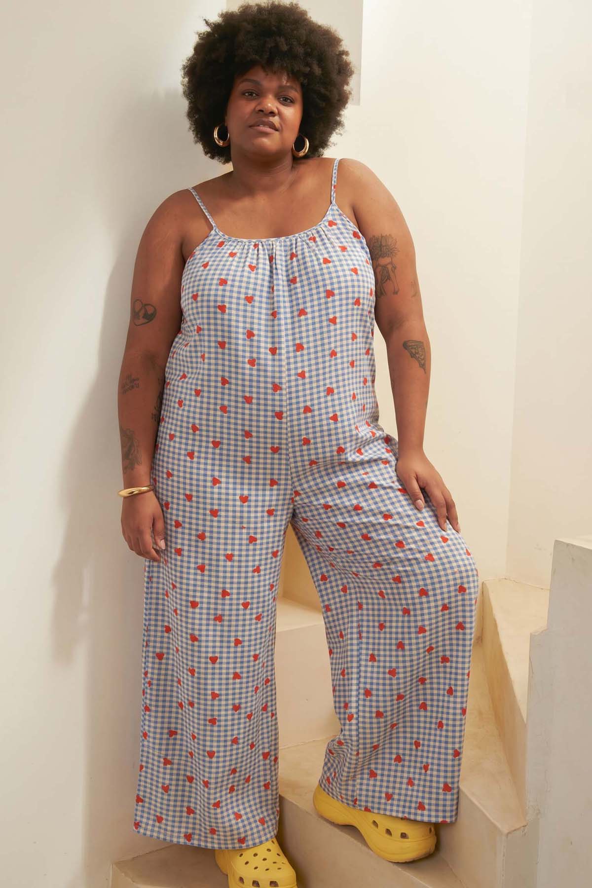 Tiffany is a size 48 and wears a size 3XL